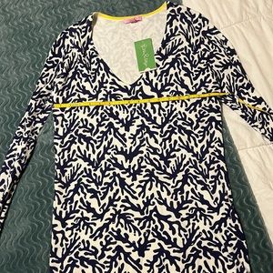 NWT size Large  Adelaide Sweater